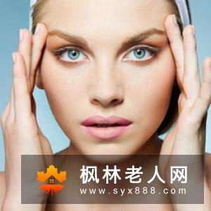 男性内分泌失调怎么调理?晚上睡觉前多泡澡是维持身心平衡最简单的调理方法