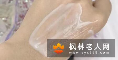 乳晕长毛的应对办法有的是长长的一根很