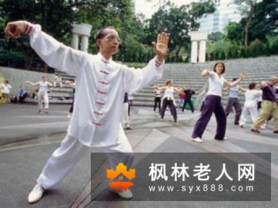 体育活动会帮助老人免受慢性病