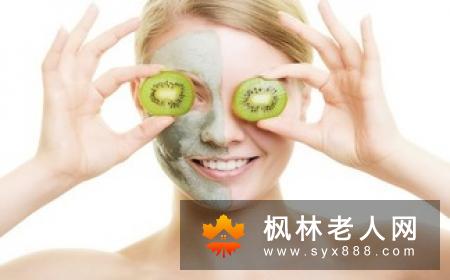 女人身体要多补水 三种方法补水效果好