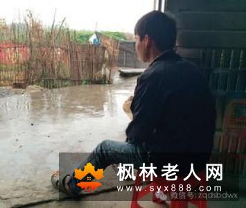 健身防病角度看中老年男性也像女性一样蹲下小便好