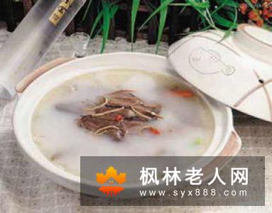夏季手脚冰凉怎么办这是因为什么原因导致的