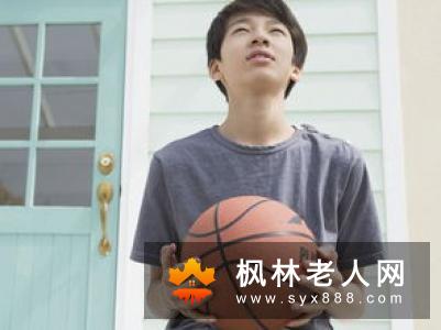 每顿饭不宜吃得过万七八分饱是最好的!