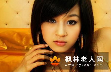 女性胸围缩小的原因有哪些