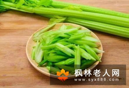 恐！男人多吃芹菜杀伤精子！_