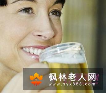男性夏季喝什么粥养肾 这六款养生养肾粥别错过