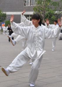 太极拳练习有五大优点