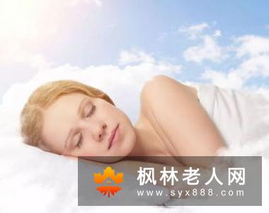 男性夏季喝什么粥养肾 这六款养生养肾粥别错过