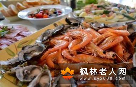 对男性来说,每周吃3次大葱或细香葱,可炒菜、凉拌食用,也能当成调味剂