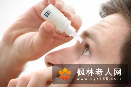 眼睛白内障表现