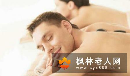 男人喝牛奶的益处多 给你健康好身体