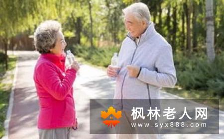 适合老年人的健康散步方法有哪些？