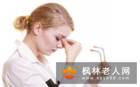 超声乳化白内障联合人工晶体植入术突破年龄限制