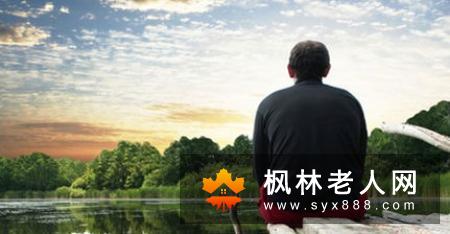 老人补钙忌过量 这些事项千万要注意