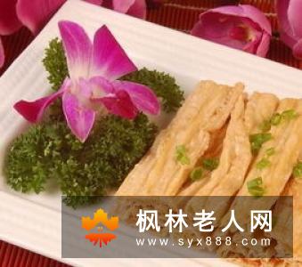 老年人饮食 少吃“三白”多吃“三黑”