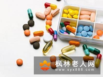 老年人吃药 “岁增量减”
