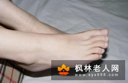 警惕秋季易发的疾病  老人该怎么保健
