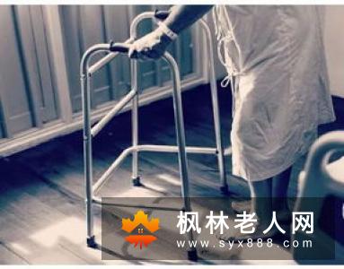 老年人拍手疗法能缓解慢性病