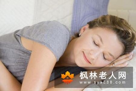 老人多做运动远离肩部疾患 锻炼方法有4步
