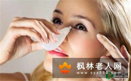 吃足量维生素C可防白内障