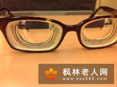 高度近视让年轻人换上白内障