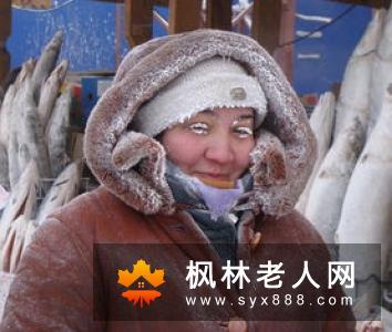 寒潮来袭  老年朋友们怎么办？