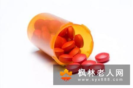 治疗老人口干喝参芪汤