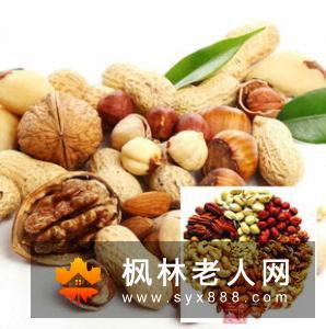 老人平时应积极的补钙   尽量食补不吃药