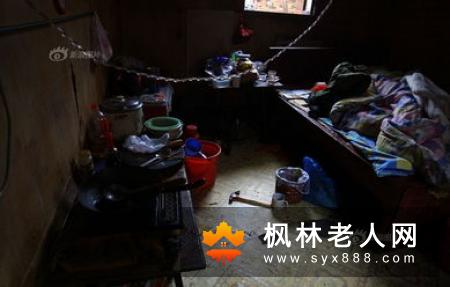 造成老人空巢的五大原因(1)