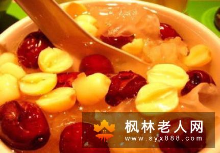 有助于老年人睡眠的食物