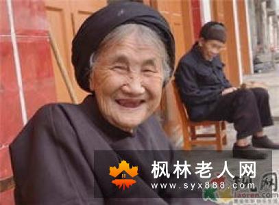 老人健康长寿秘诀：多吃杂粮粥