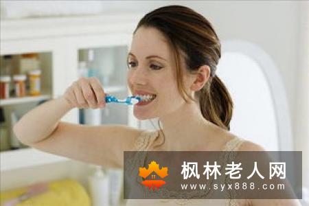 日常做好这四件事，预防牙周病效果好