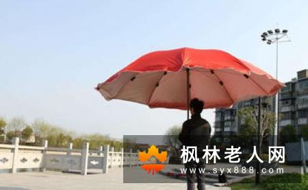 老人怎么做舌操预防打鼾