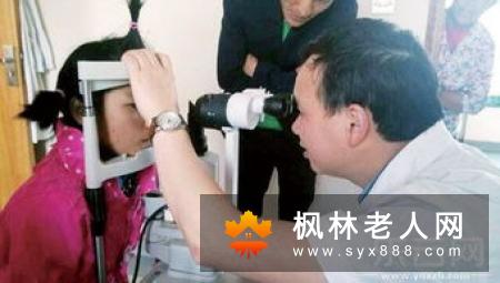 治疗先天性白内障最佳时机