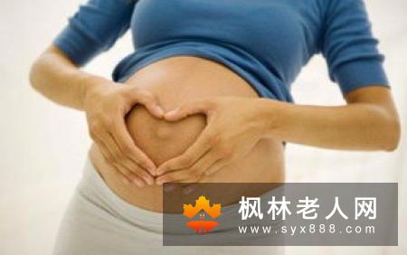 老人晚上睡觉腿抽筋是因为缺钙吗？